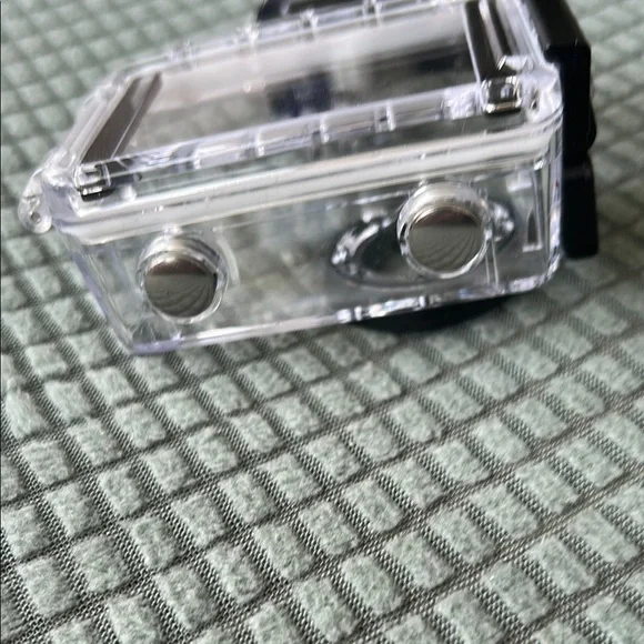 Waterproof Action Camera Case - Picture 4 of 8